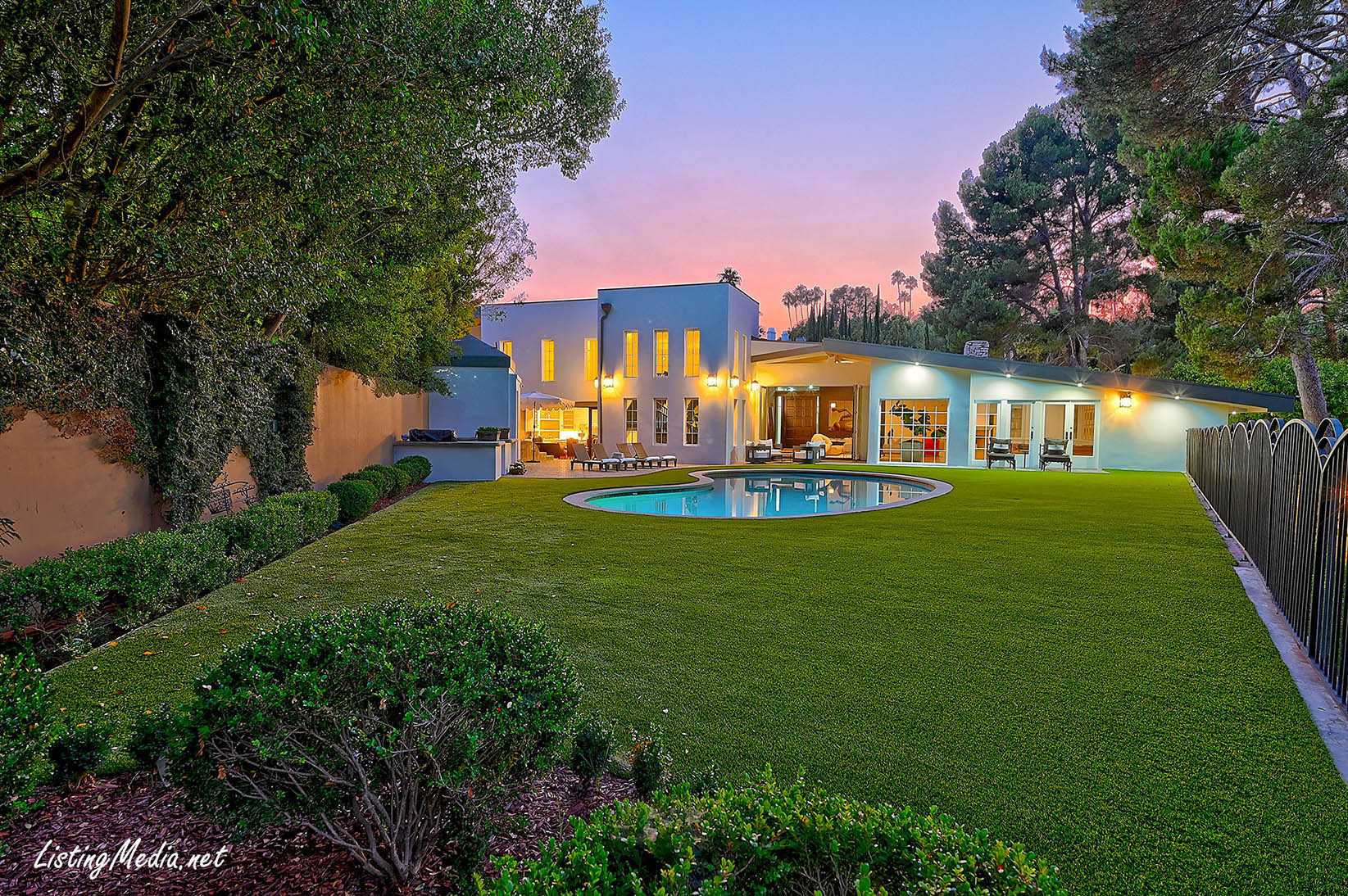 Beverly Hills Twilight Photos